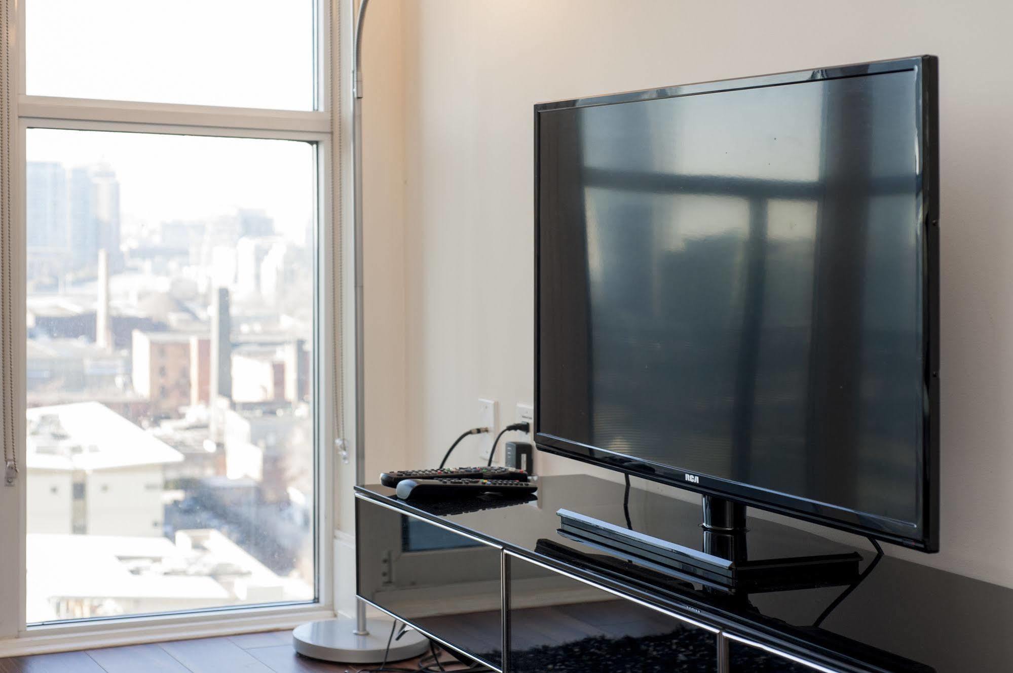 Life Suites Luxury Downtown Condos Toronto Zewnętrze zdjęcie