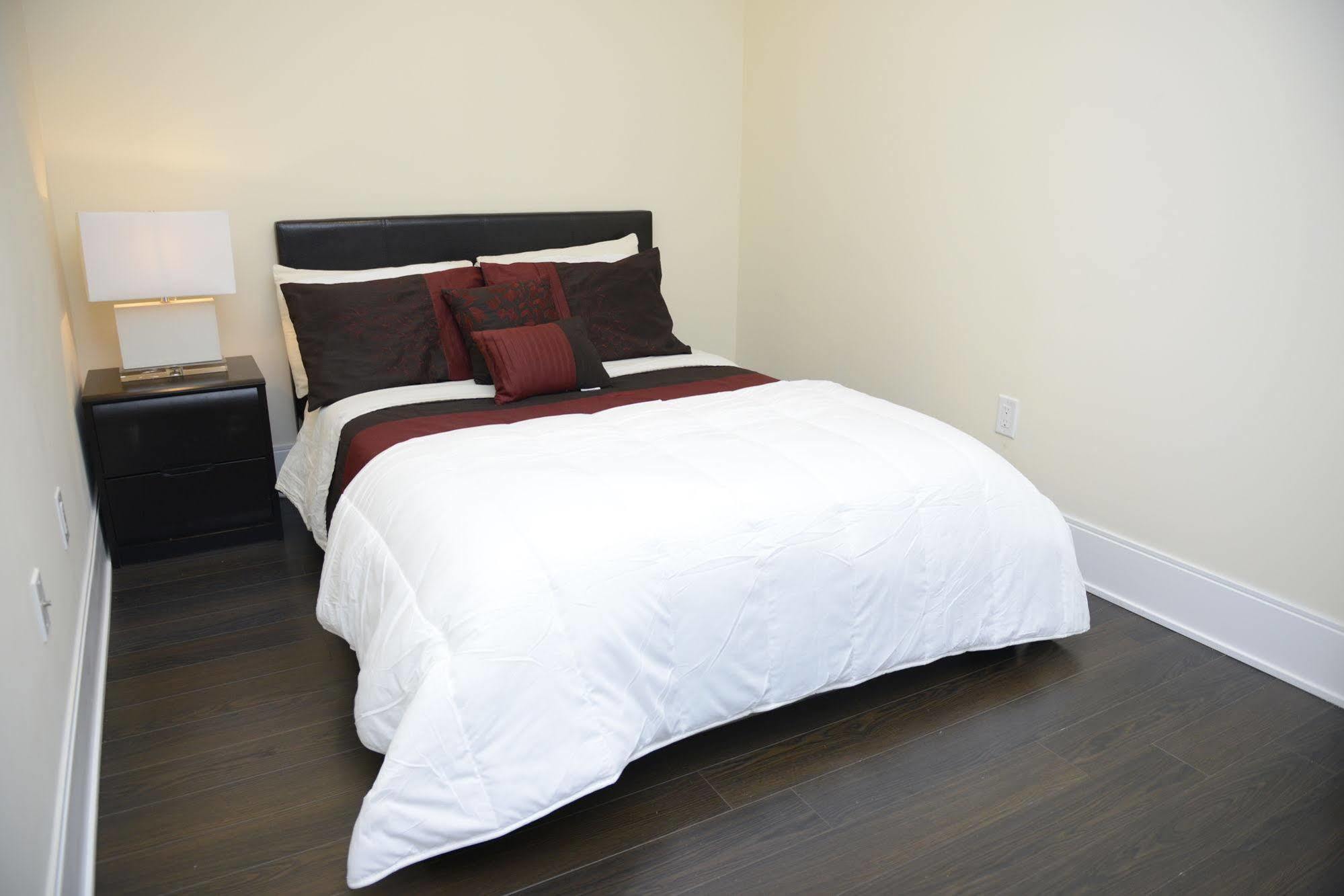 Life Suites Luxury Downtown Condos Toronto Zewnętrze zdjęcie