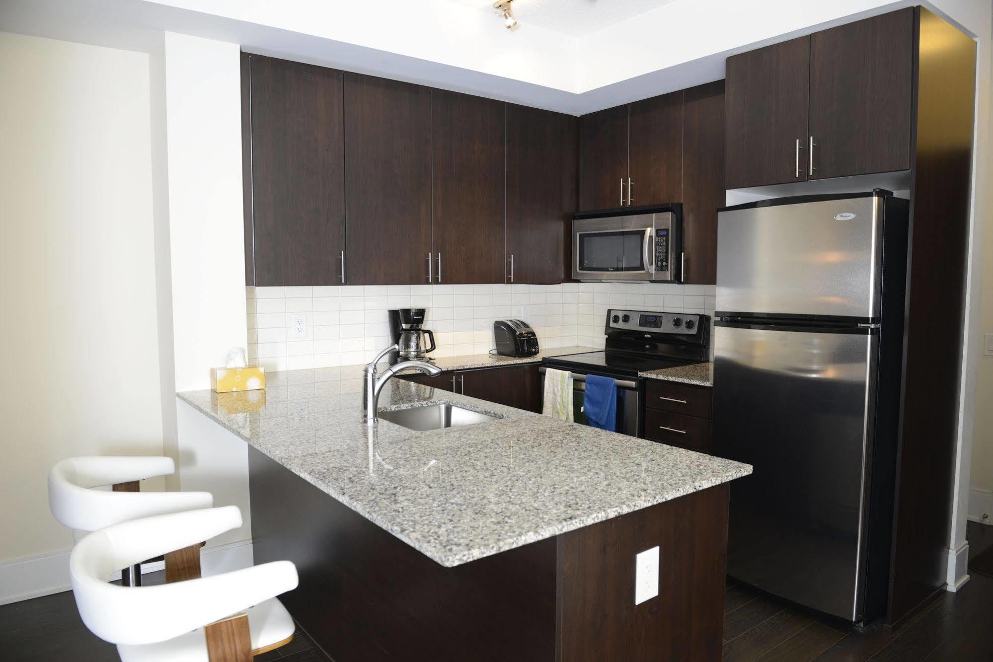 Life Suites Luxury Downtown Condos Toronto Zewnętrze zdjęcie