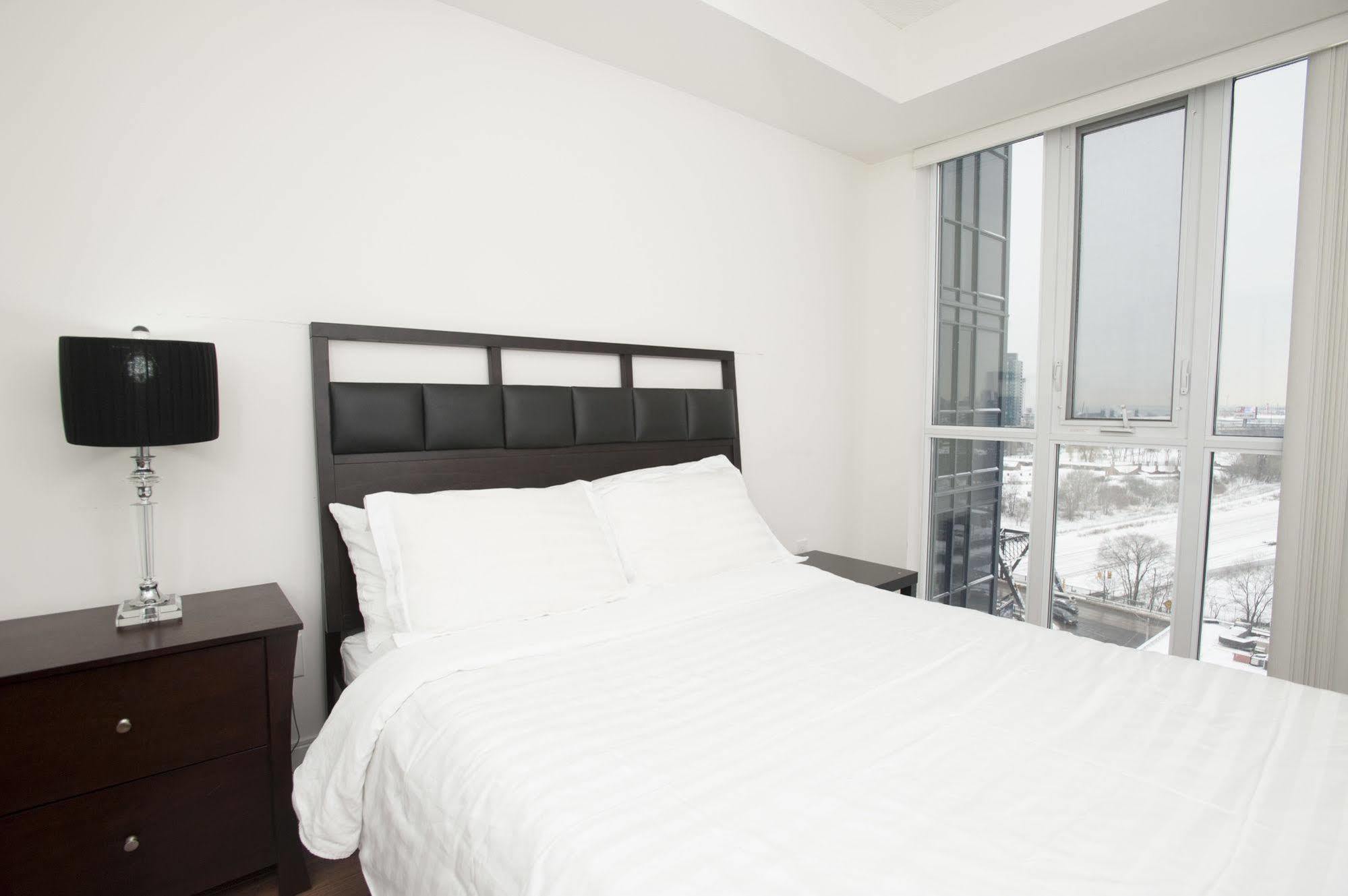 Life Suites Luxury Downtown Condos Toronto Zewnętrze zdjęcie