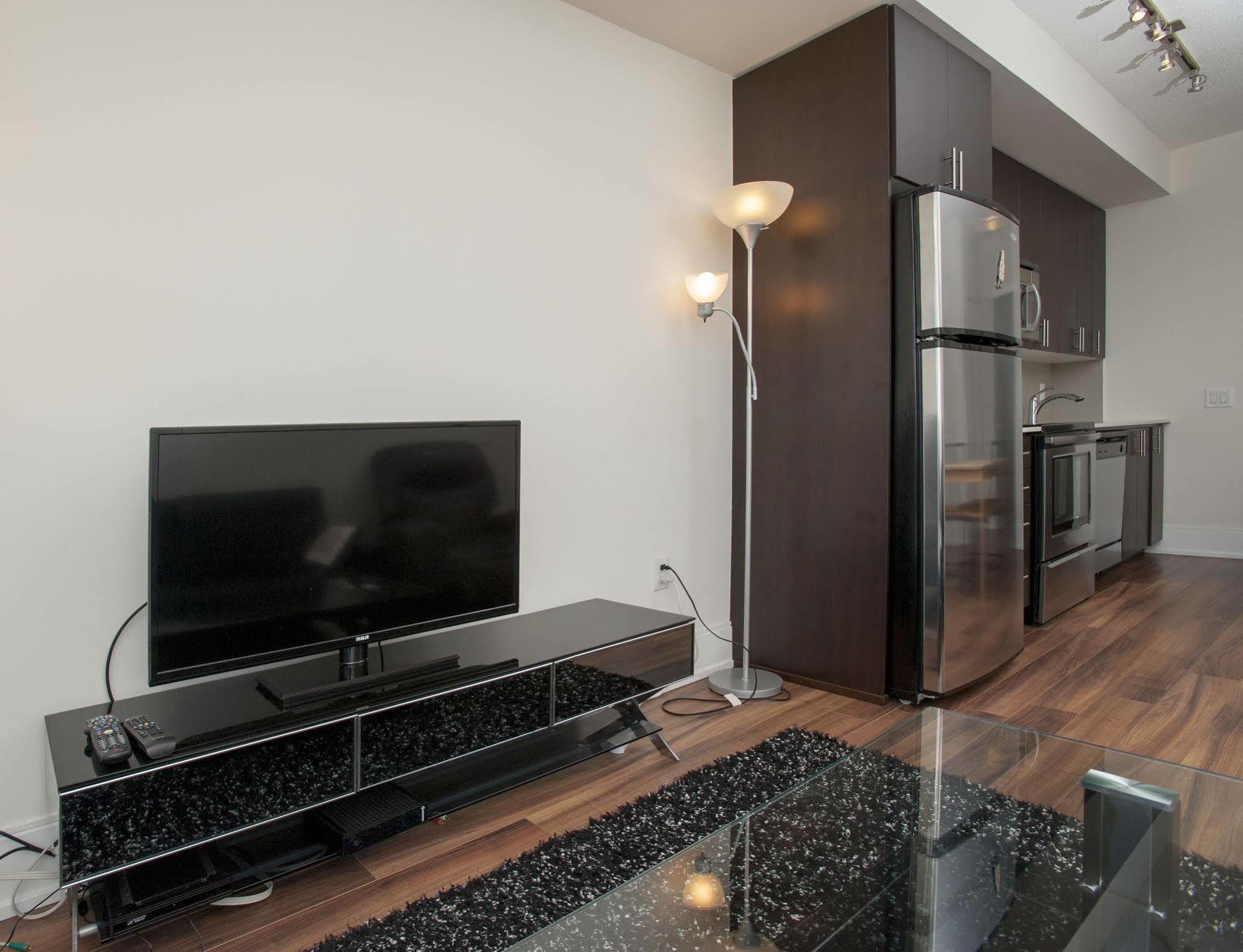 Life Suites Luxury Downtown Condos Toronto Zewnętrze zdjęcie